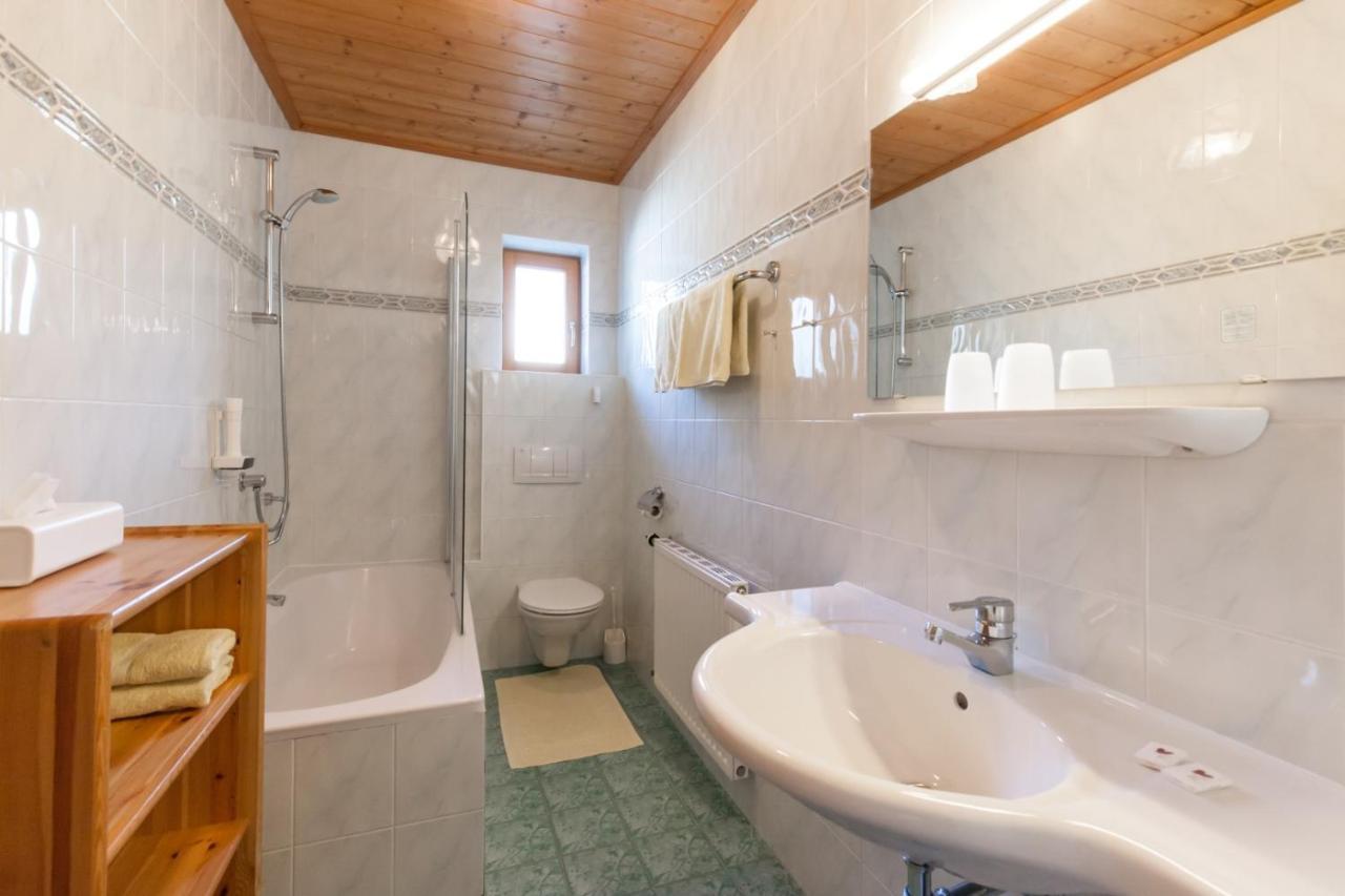 Noichl'S Hotel Garni Sankt Johann in Tirol Buitenkant foto